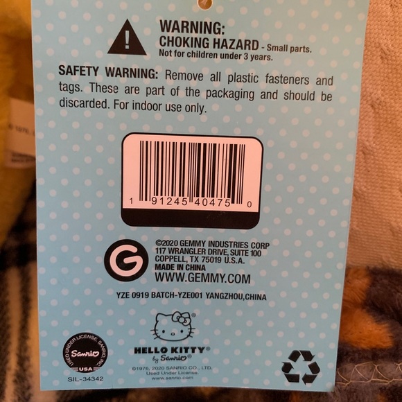 SOLD ‼️ Hello Kitty Easter Plush 🐣 - Picture 4 of 5